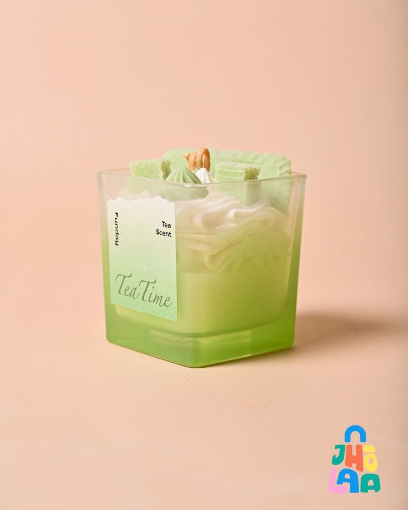 Sweet Cinnamon Scented Candle - Image 3