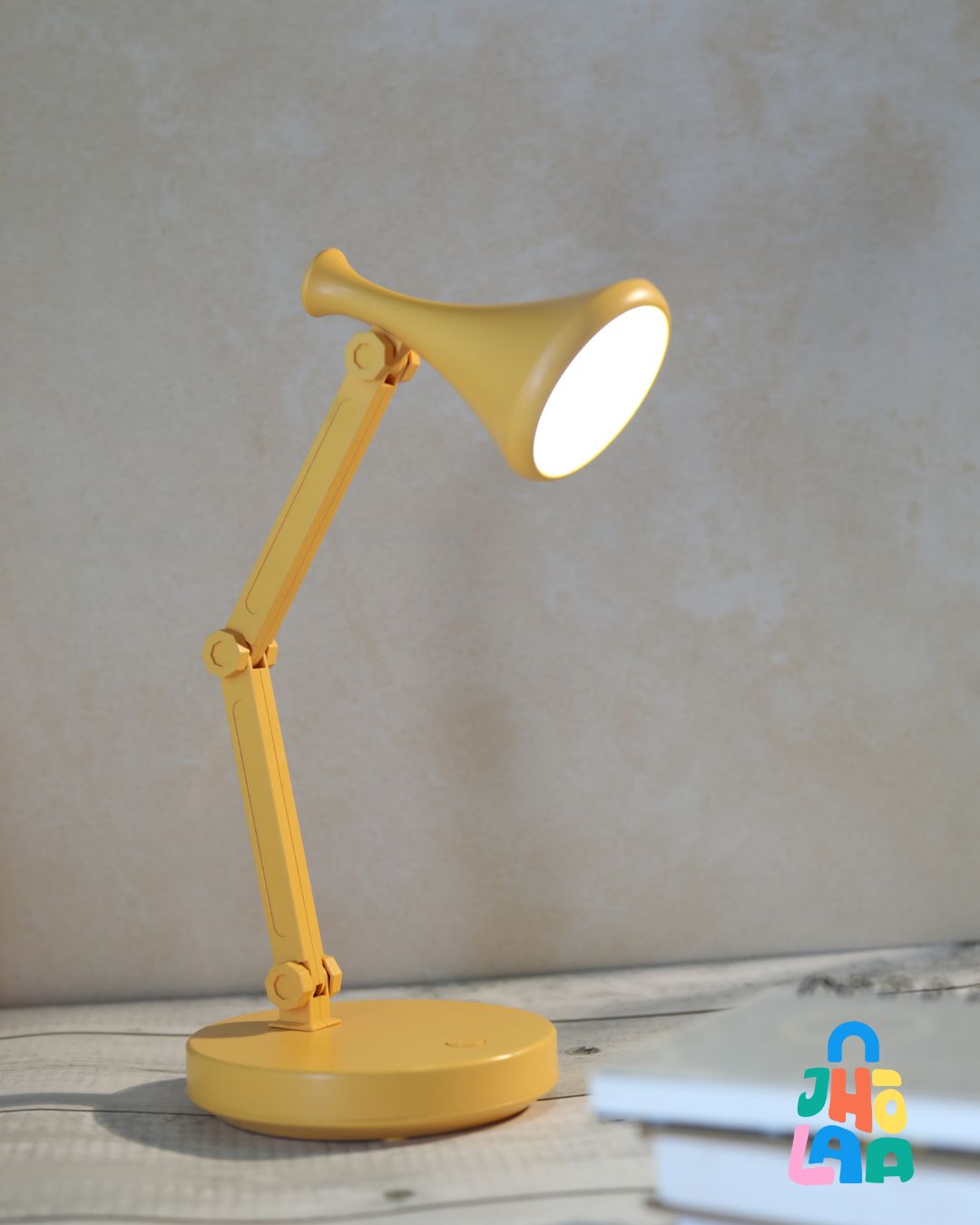 Vintage-Modern Study And Table Lamp